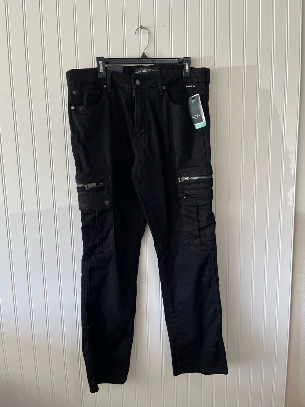 GUESS Men’s Black Cargo Pants